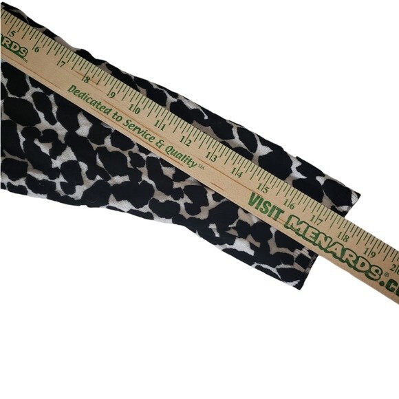 Relativity Black and White Animal Print Button Front Light Cotton Cardigan 1X - Picture 6 of 10